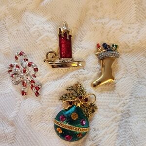 Festive Holiday Brooch Set Of Four